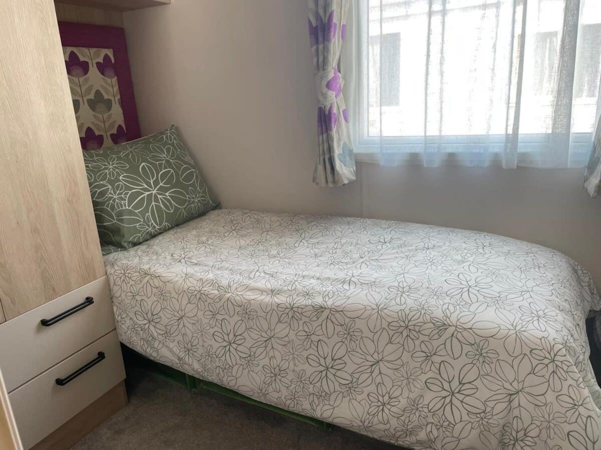 74 Bayside Cove Pevensey Bay Holiday Park Bagian luar foto