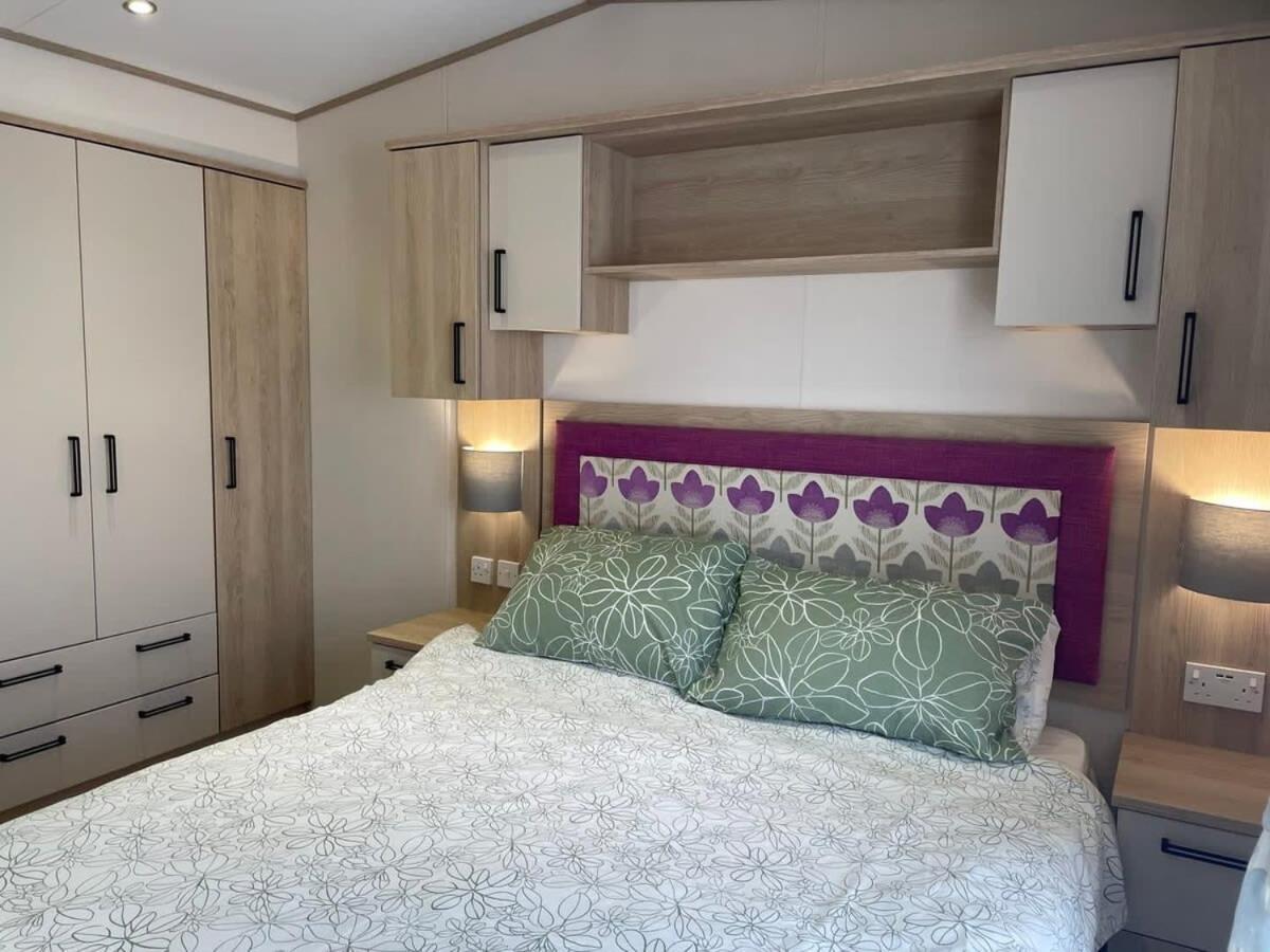 74 Bayside Cove Pevensey Bay Holiday Park Bagian luar foto